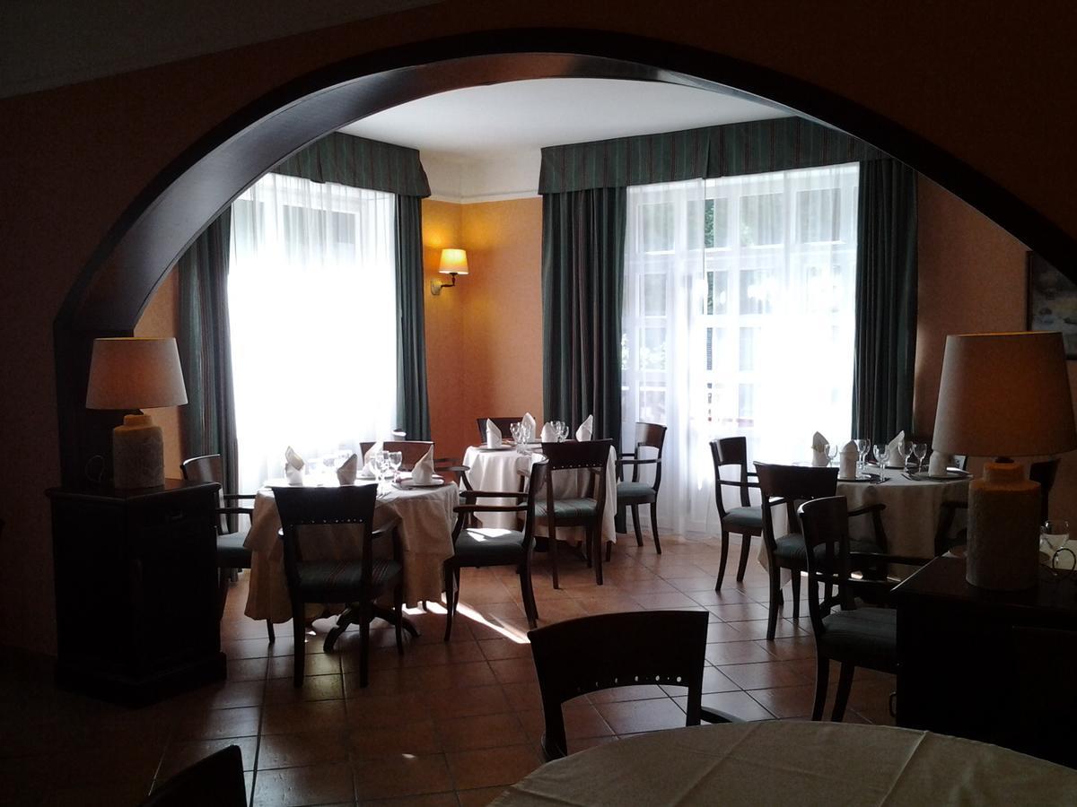 Отель Casale Maginulfo Roccamandolfi Экстерьер фото