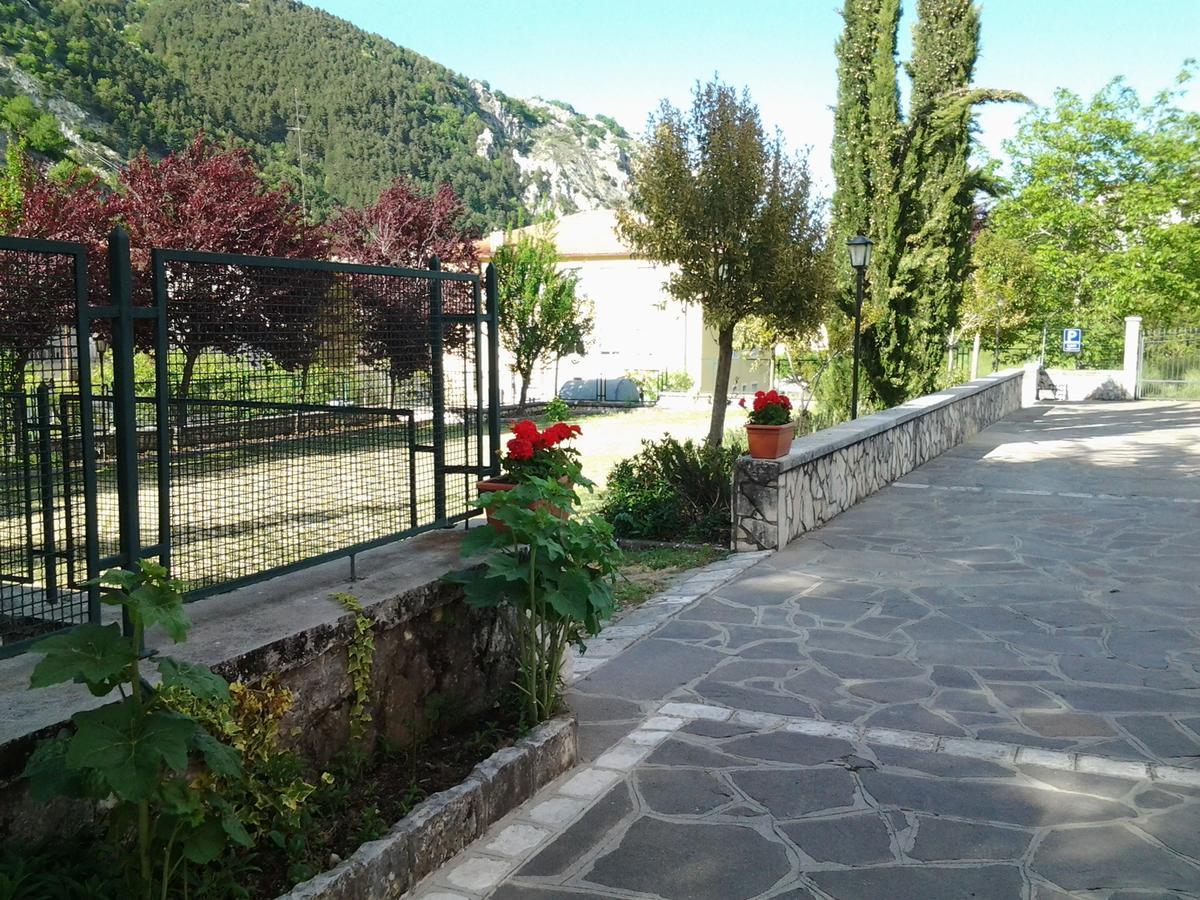 Отель Casale Maginulfo Roccamandolfi Экстерьер фото